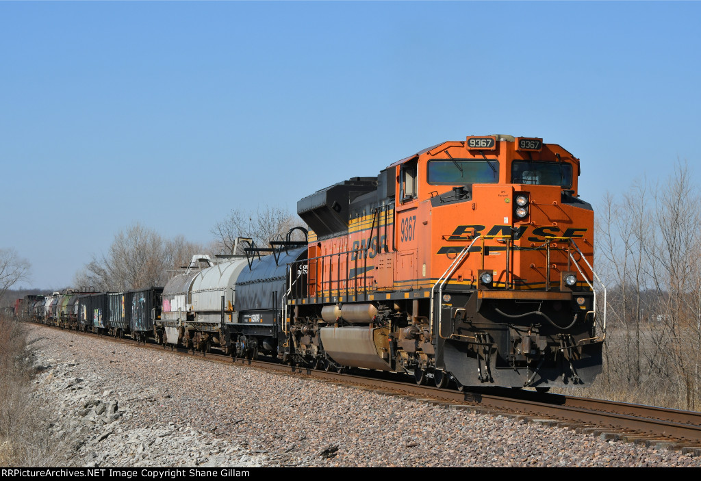 BNSF 9367